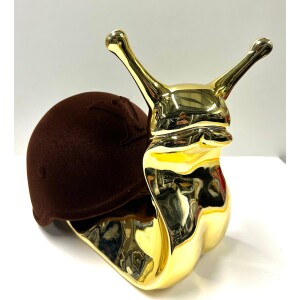 Fashion Snail Louis Vuitton Flock